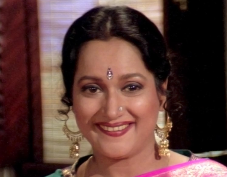 Himani Shivpuri Reveals Why Karan Johar Stopped Casting Her After K3G