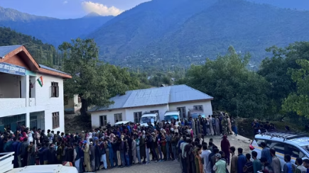 Enthusiastic Voter Turnout Marks 2nd Phase of Jammu and Kashmir Assembly Elections